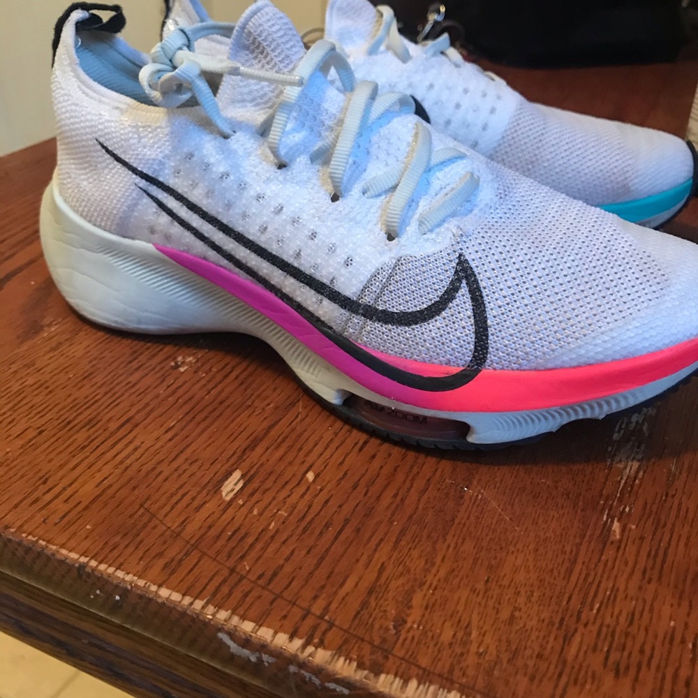 Nike air zoom fly knit shoe